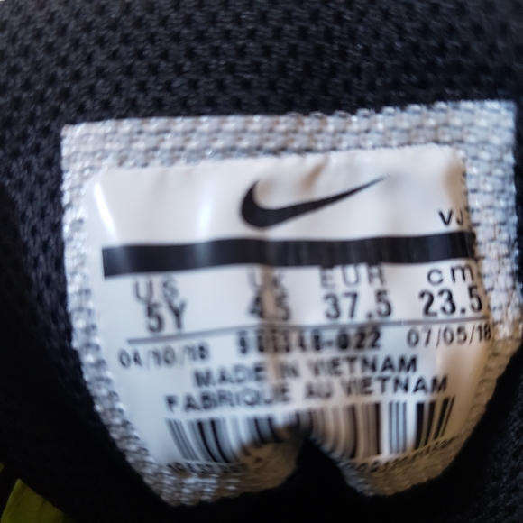 Nike Air Max 95 Kids Sneaker Shoes - Picture 9 of 9